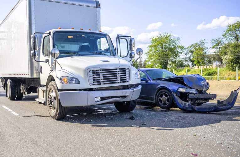 You are currently viewing Truck Accident Attorney Houston